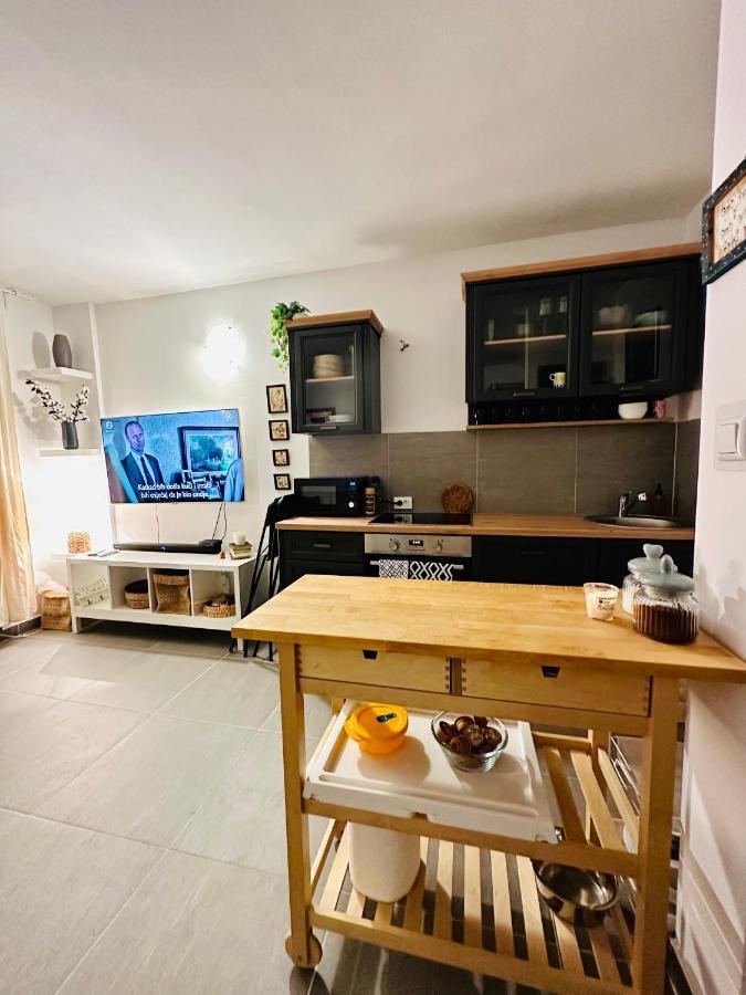 Summer Home Natali 푸나트 외부 사진